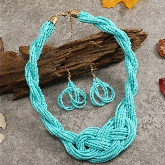 Beaded Necklace and Earrings Set - Picture 2 of 4